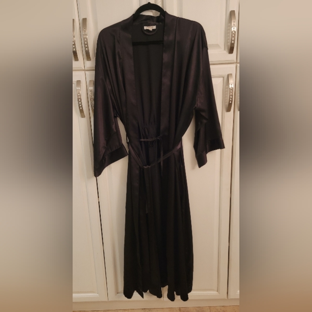 Elegant Black Women's Robe/ Kimono